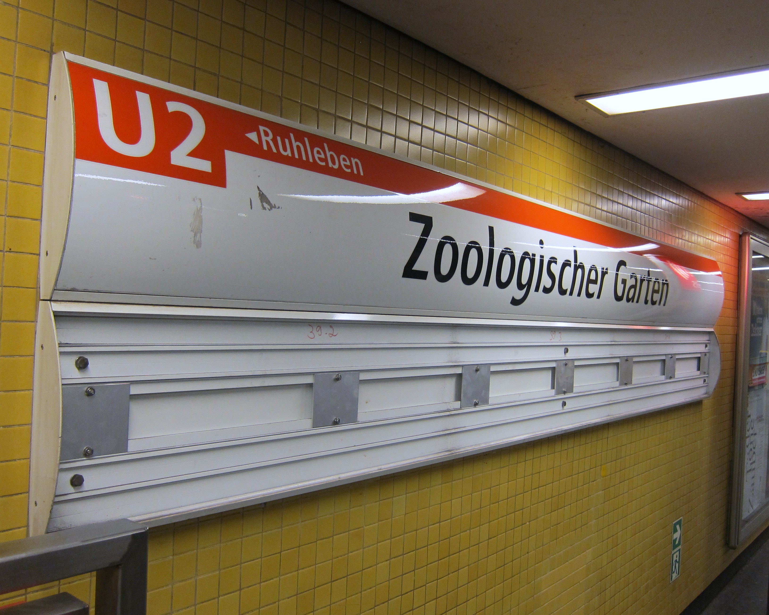 u2-zoo-station